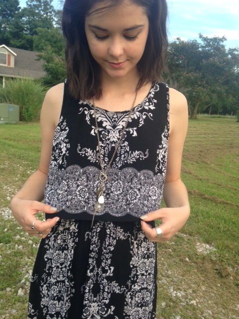 black and white maxi 4