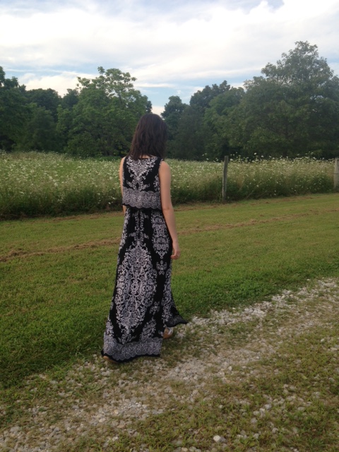 black and white maxi 8