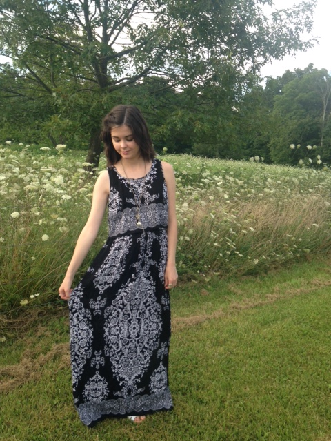 black and white maxi.jpg